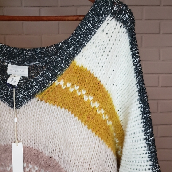 Caslon Mixed Stripe V-neck Pullover
2X - Picture 5 of 11